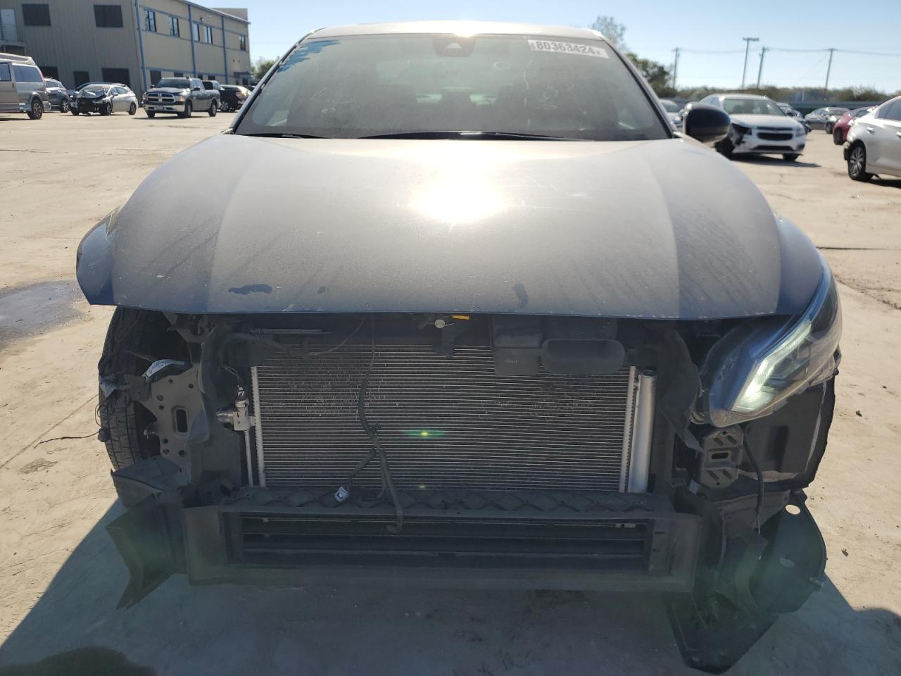 2022 Nissan Altima - Image 5