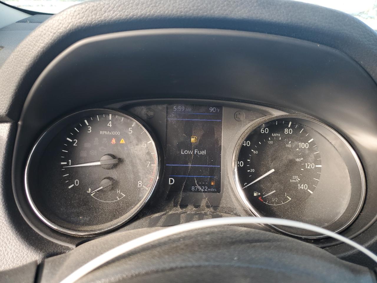 2018 Nissan Rogue - Image 9