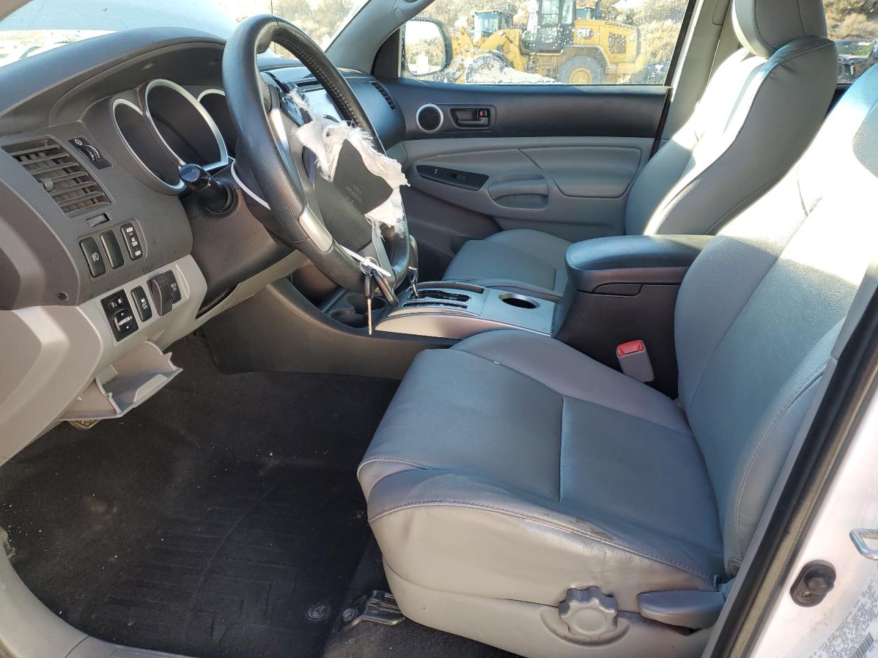 2013 Toyota Tacoma - Image 7