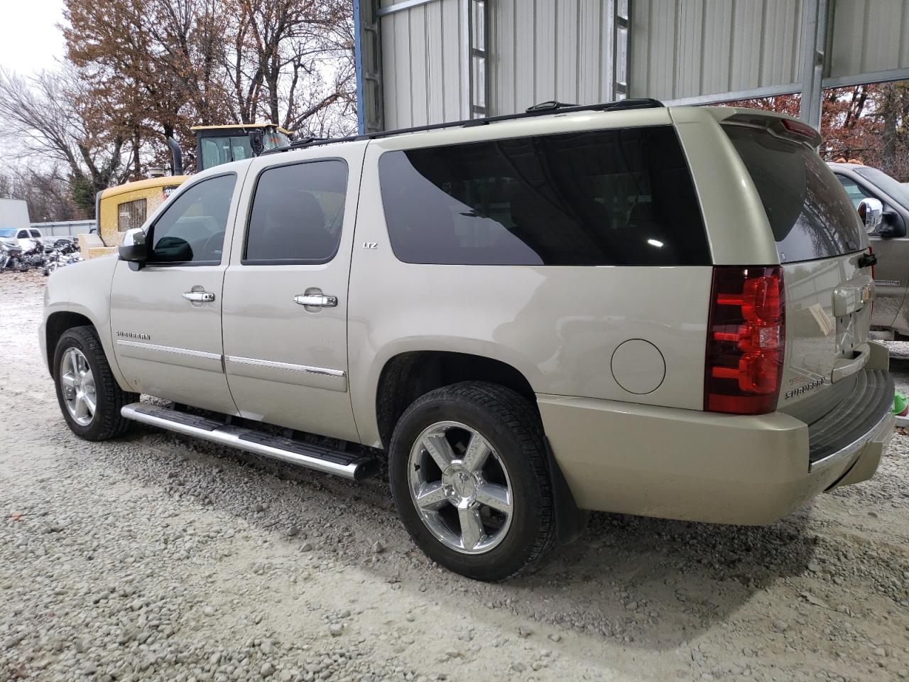 2013 Chevrolet Suburban - Image 2