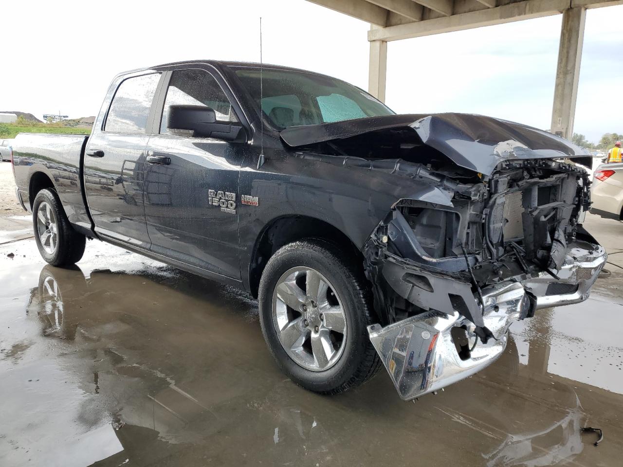 2019 RAM 1500 - Image 4
