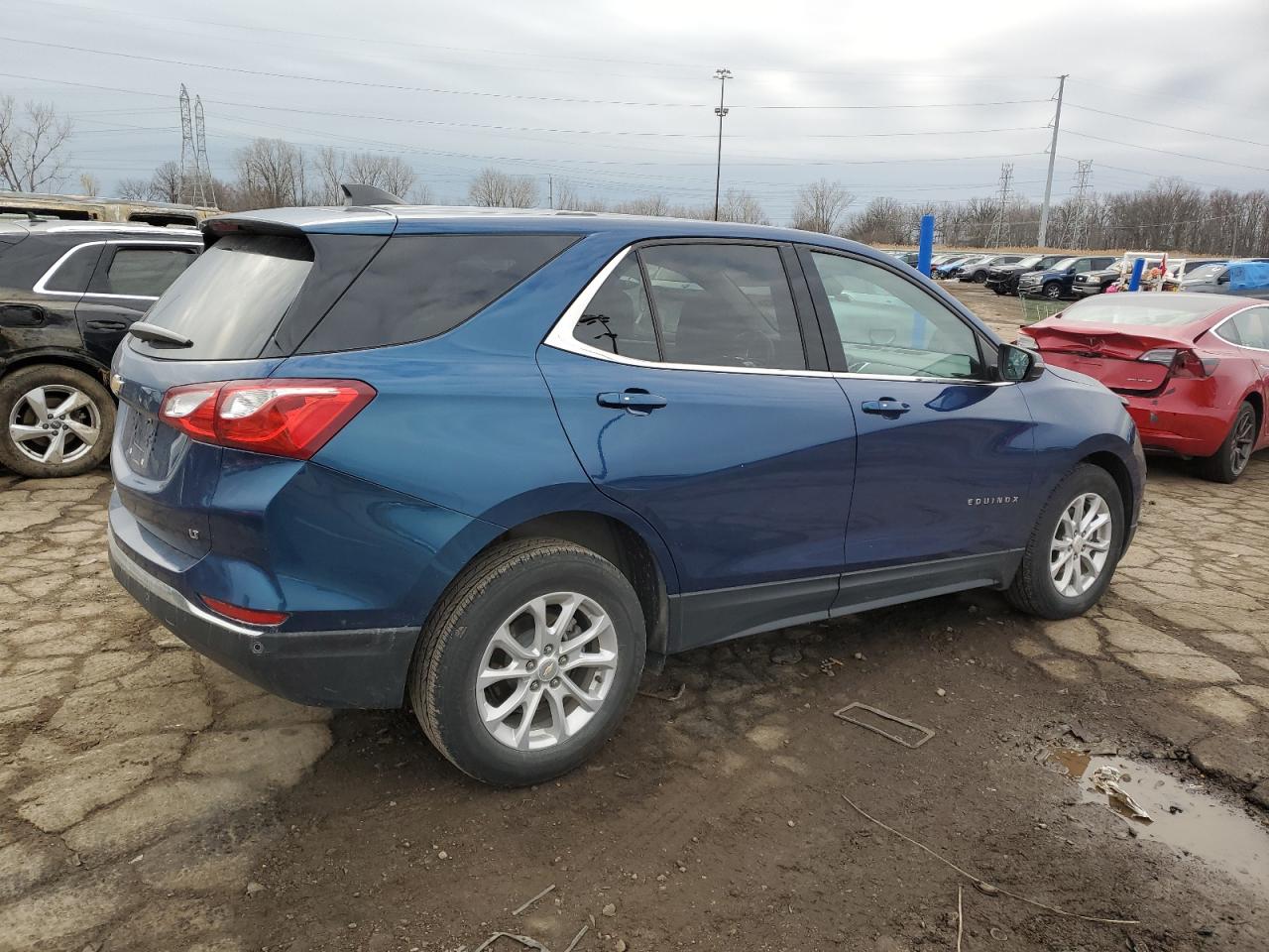 VIN 3GNAXJEV5KL292199 2019 CHEVROLET EQUINOX no.3