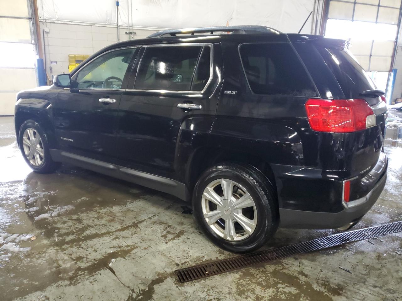 2017 GMC Terrain - Image 2