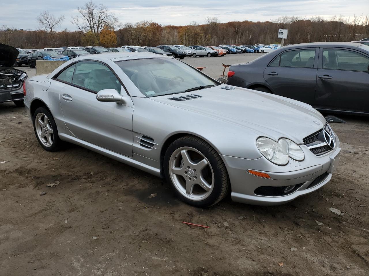 VIN WDBSK75F53F060302 2003 MERCEDES-BENZ SL-CLASS no.4