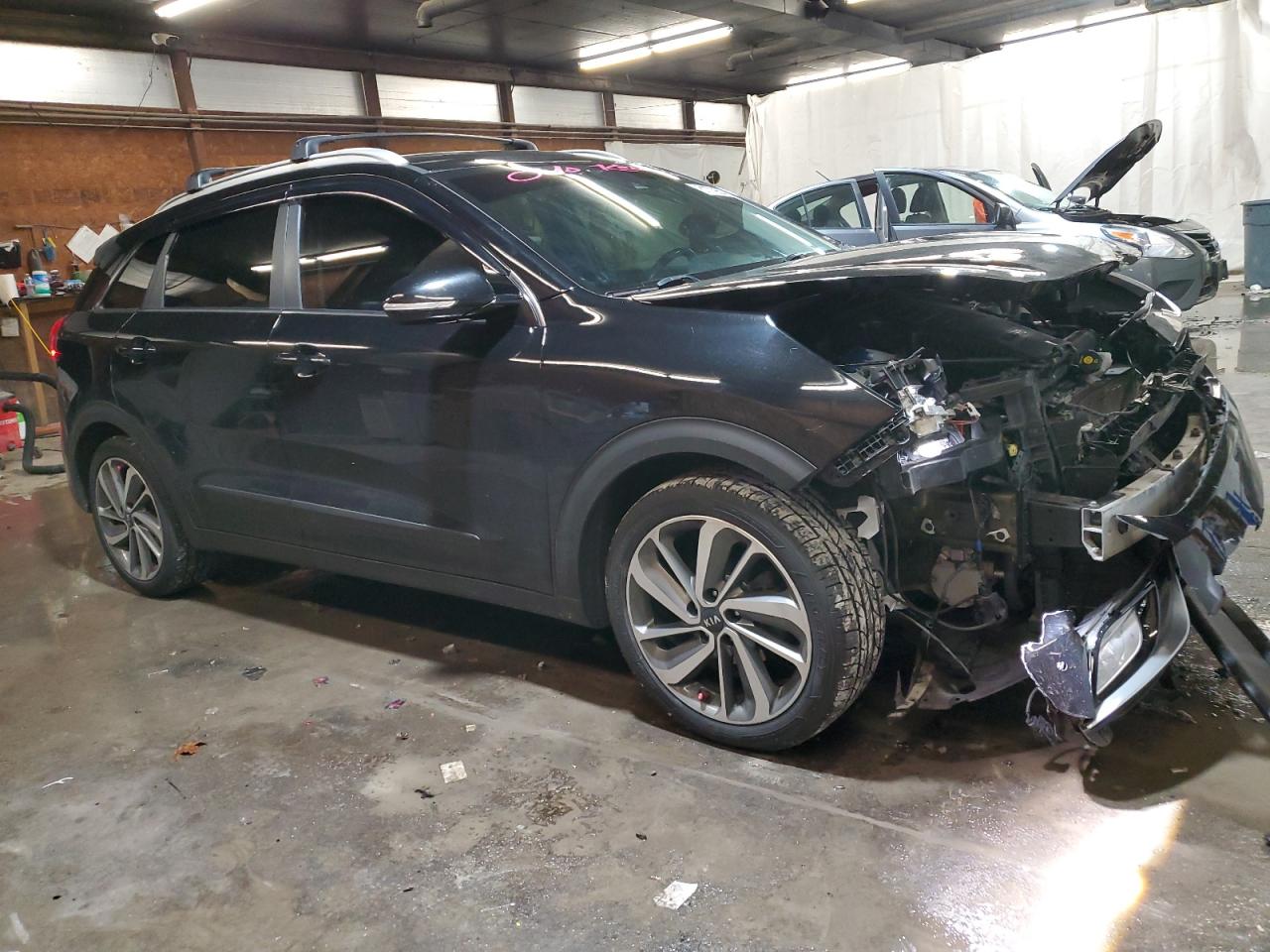 VIN KNDCE3LC6K5244294 2019 KIA NIRO no.4