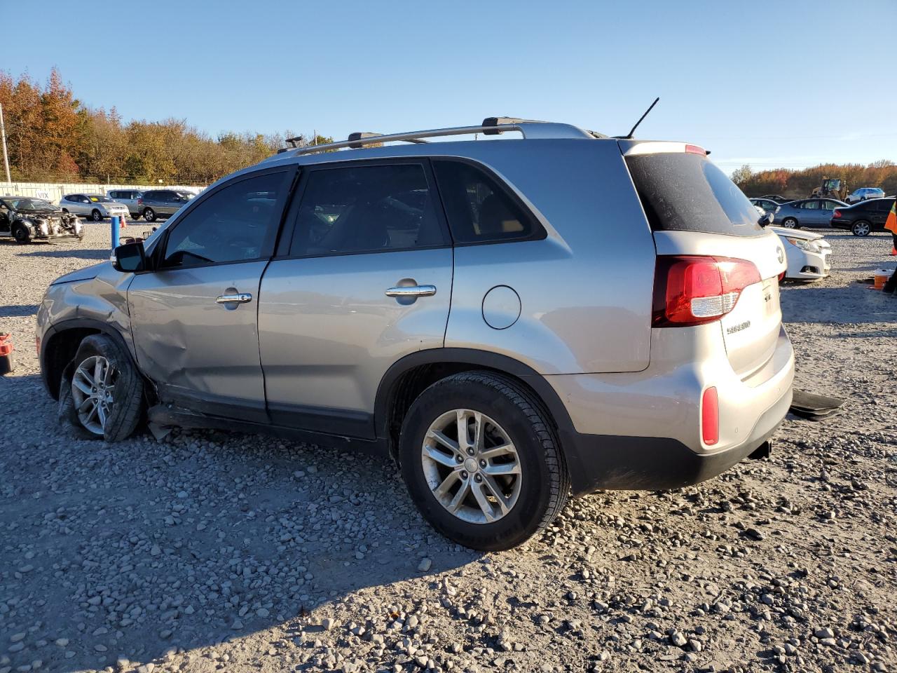 2014 Kia Sorento - Image 2