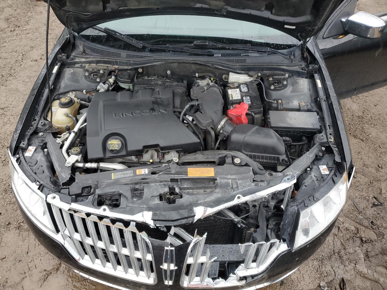 2011 Lincoln MKZ - Image 11
