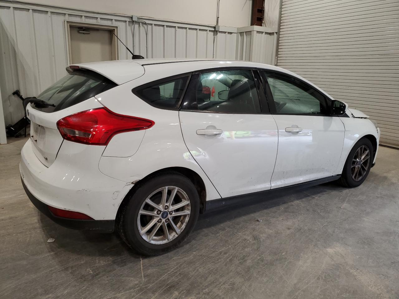 2018 Ford Focus Se VIN: 1FADP3K28JL326955 Lot: 80235184