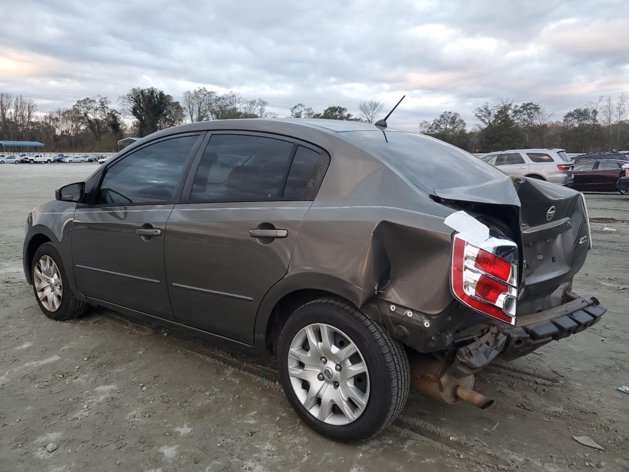 2007 Nissan Sentra - Image 2
