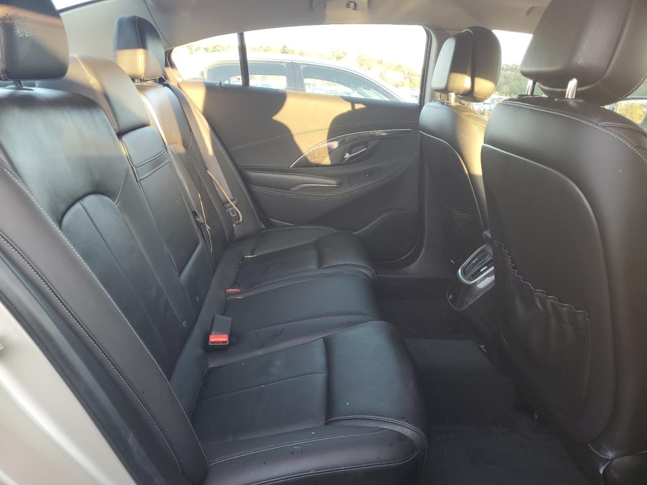 2014 Buick LaCrosse - Image 10