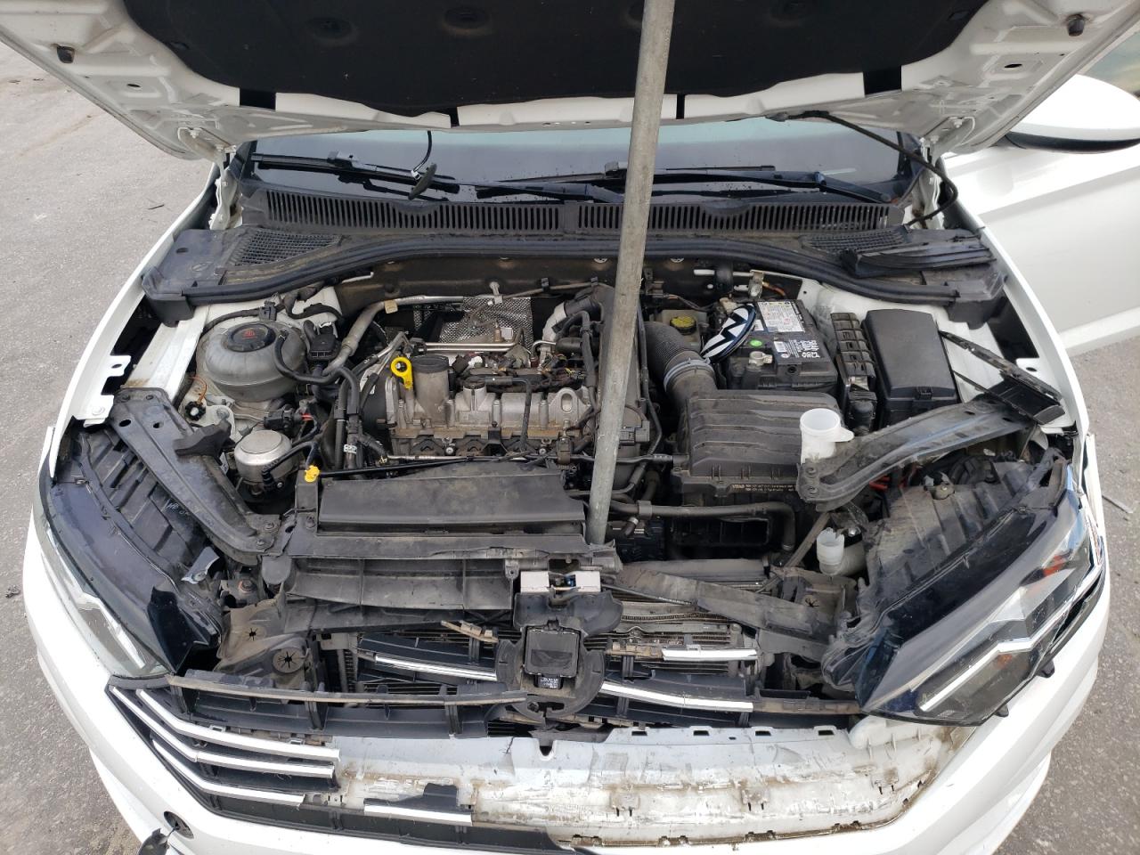 2019 Volkswagen Jetta - Image 11