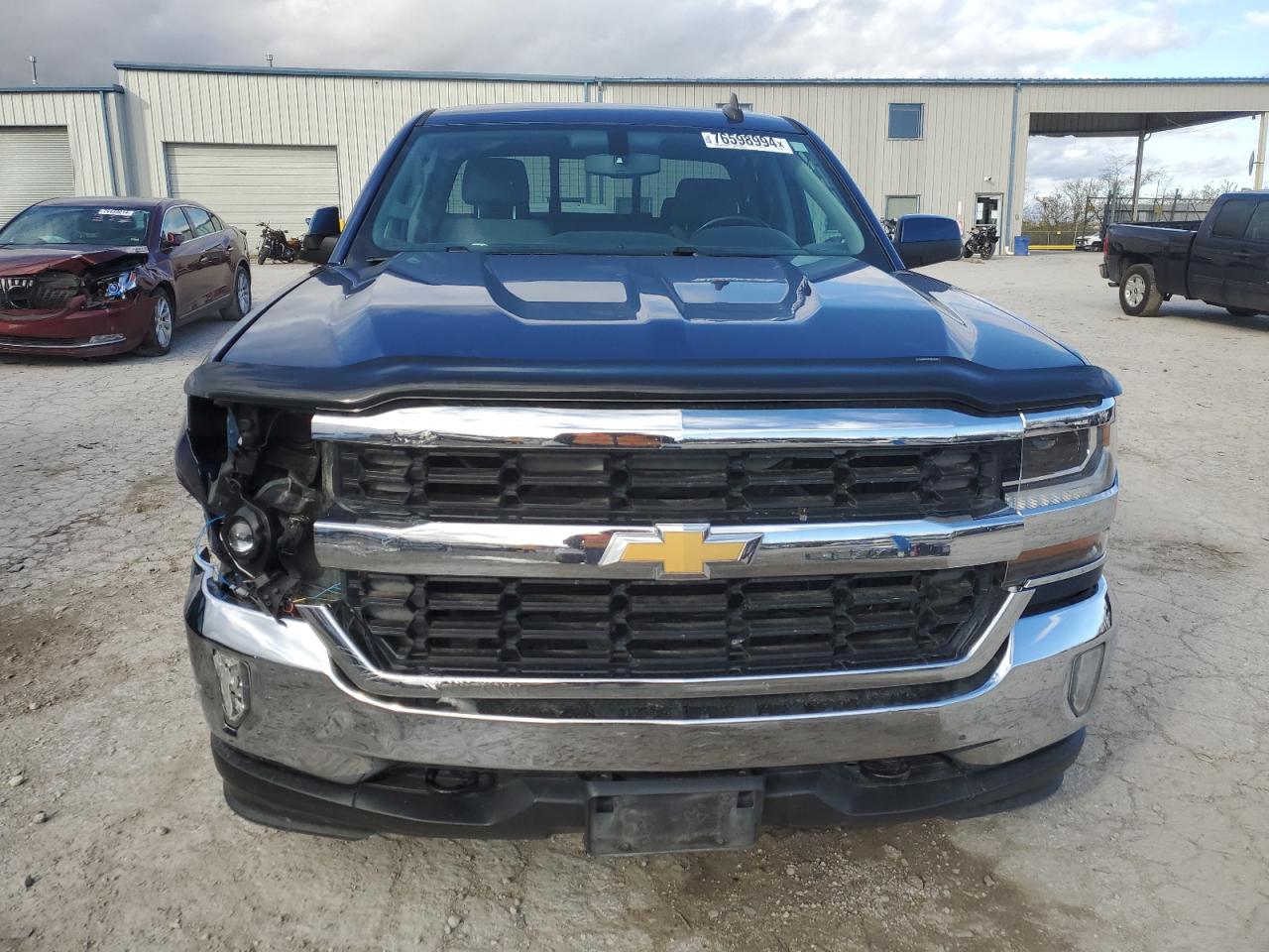 2016 Chevrolet Silverado - Image 5