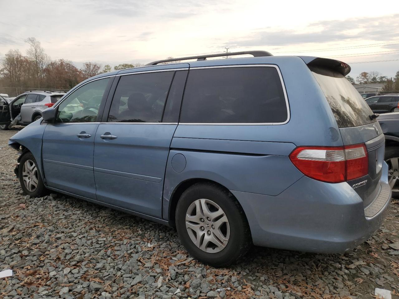 2007 Honda Odyssey - Image 2