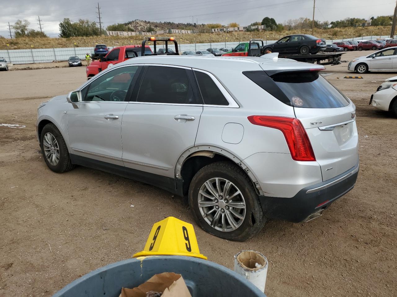 VIN 1GYKNDRS4HZ248422 2017 CADILLAC XT5 no.2