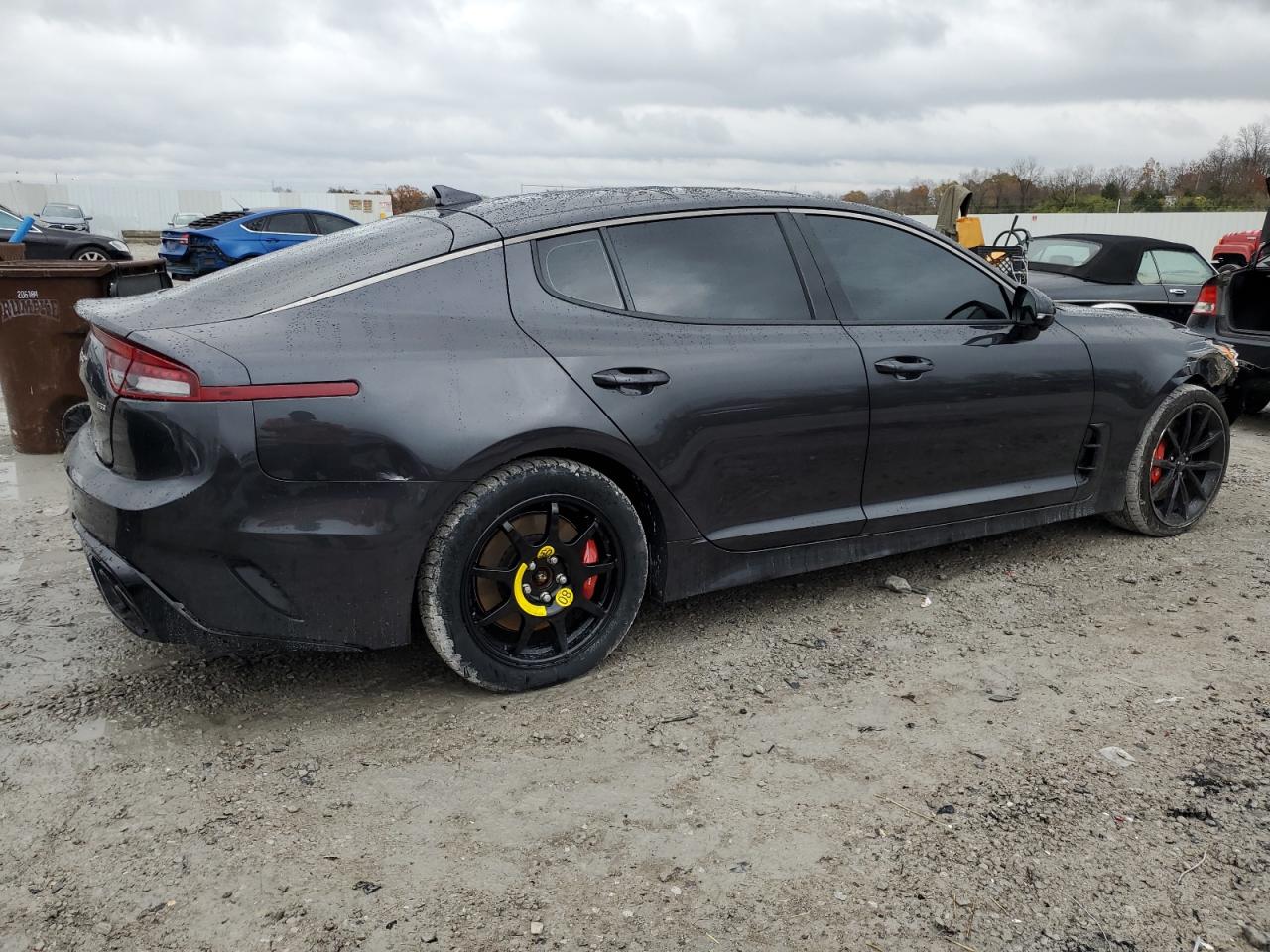 2023 Kia Stinger - Image 3