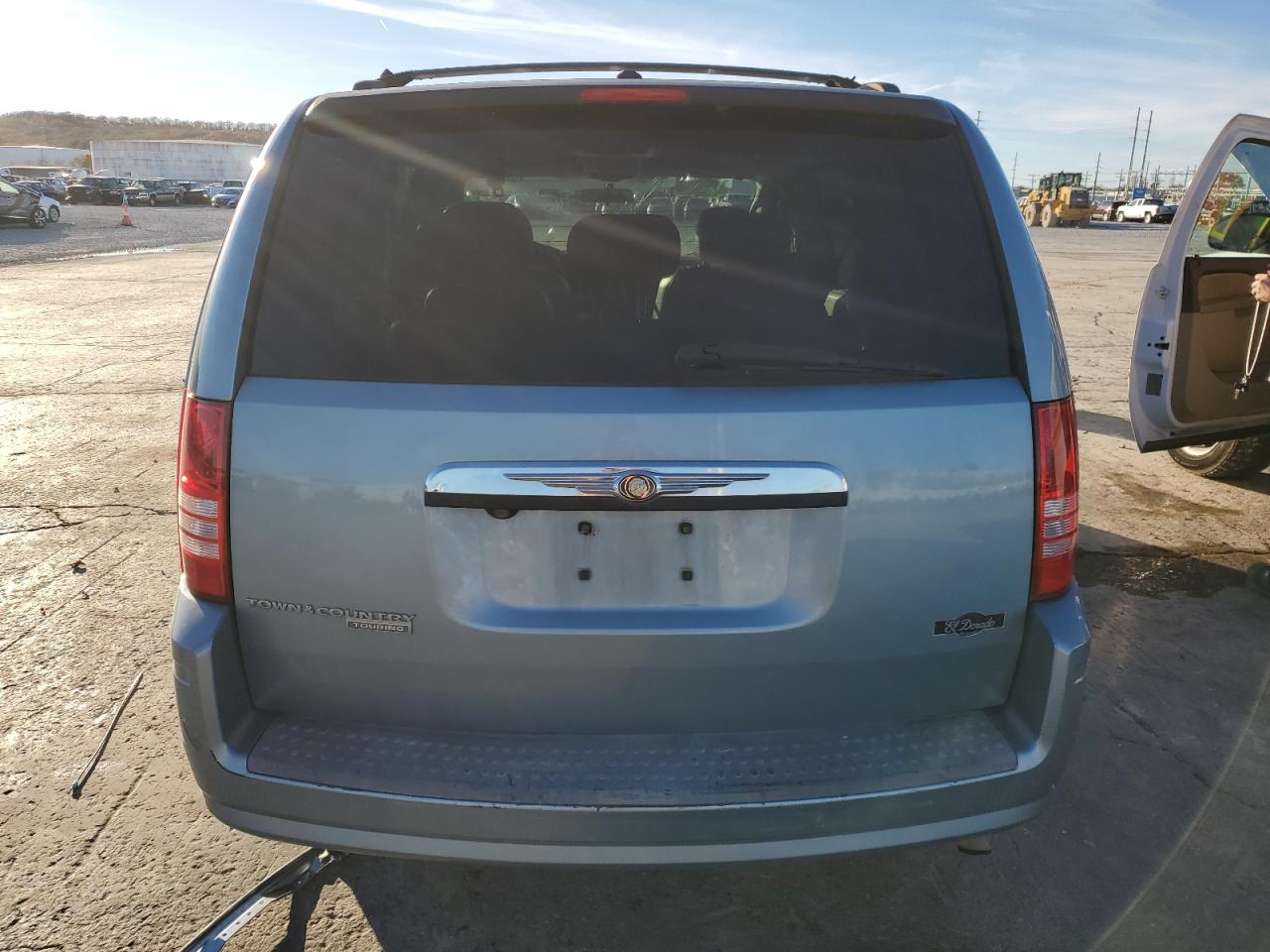 2008 Chrysler Town & Country Touring VIN: 2A8HR54P98R765926 Lot: 80377664