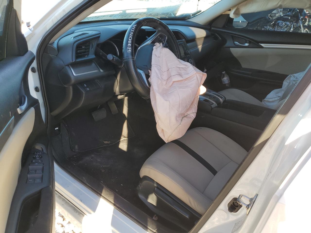 2018 Honda Civic - Image 8