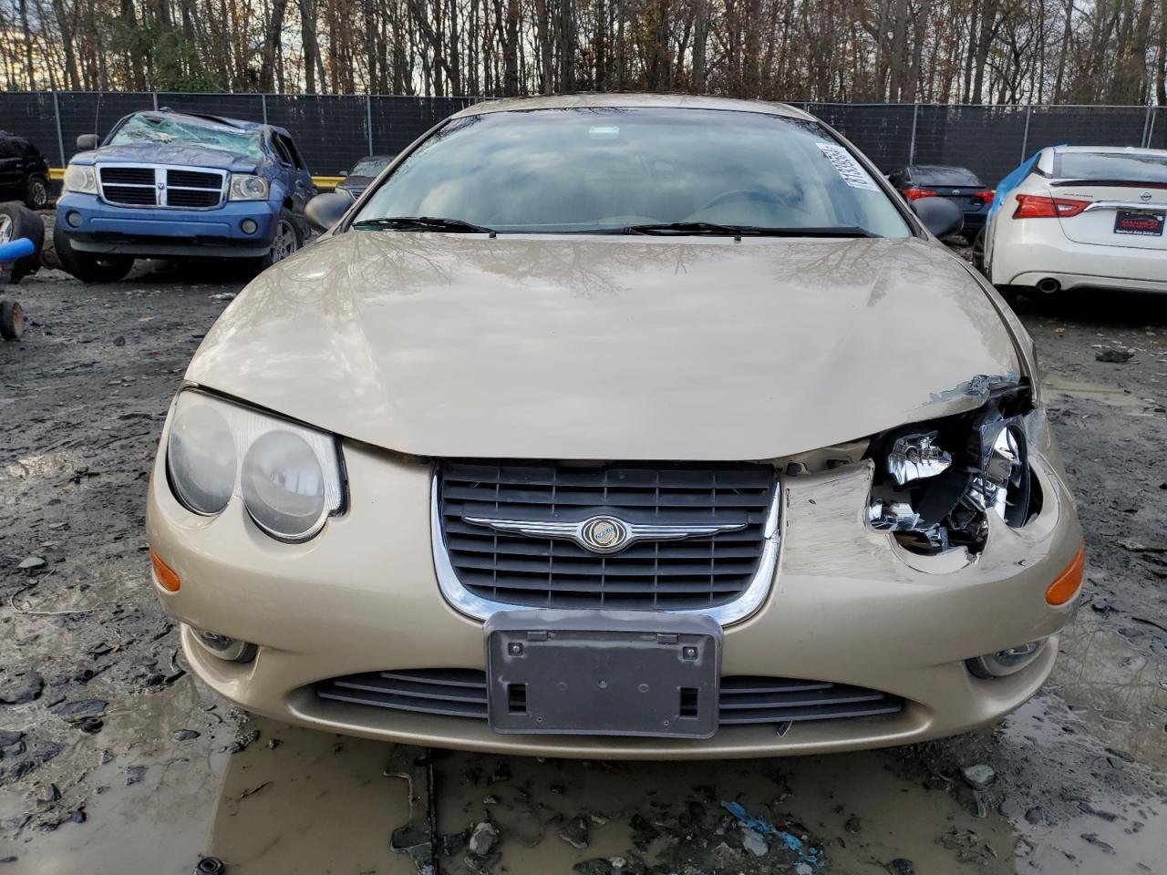 2000 Chrysler 300 - Image 5