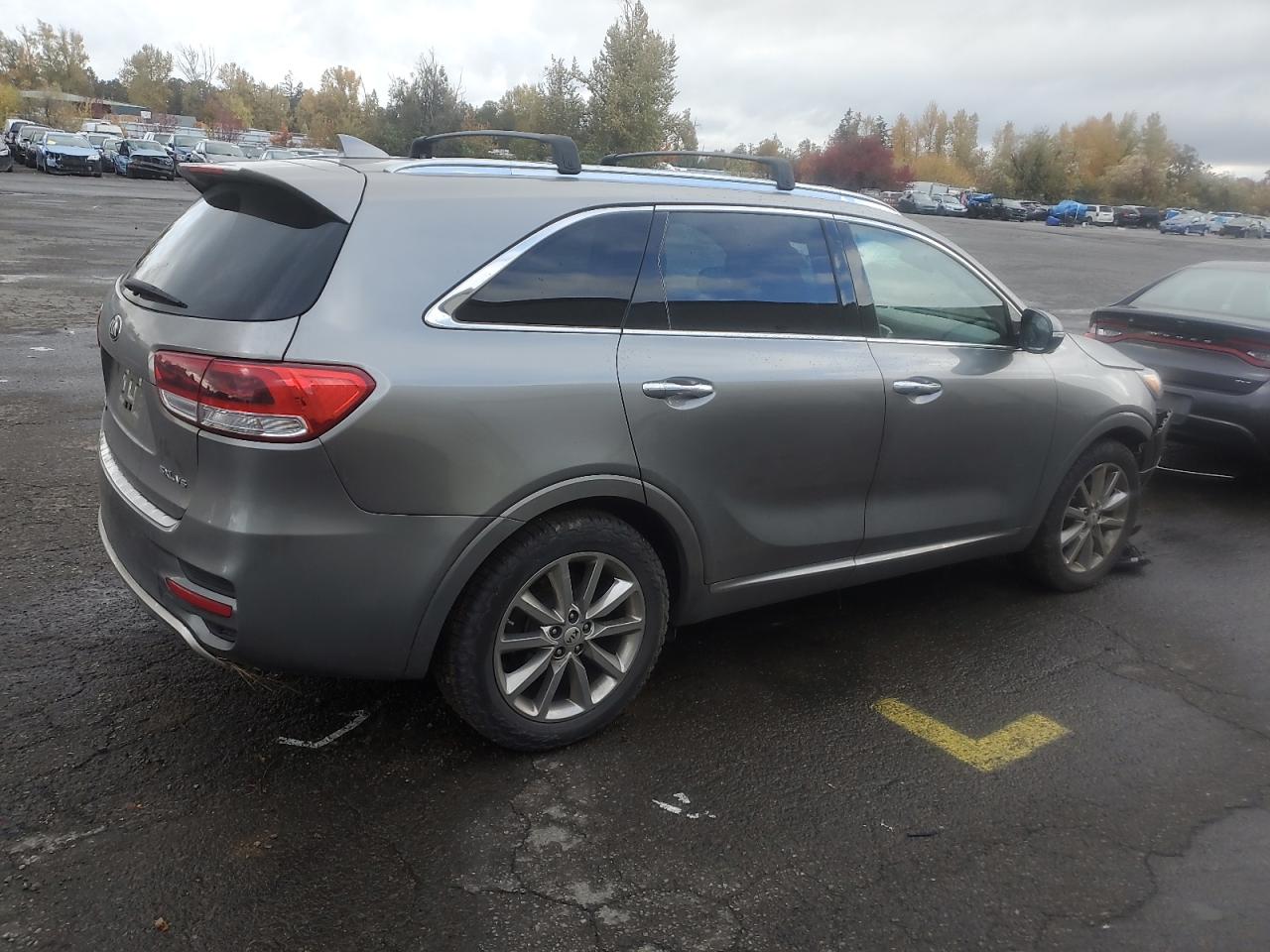 2017 Kia Sorento - Image 3