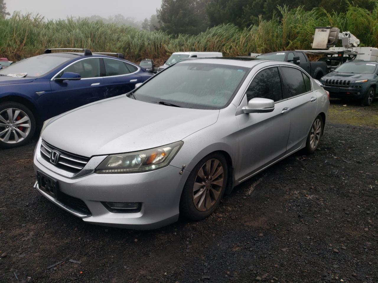 VIN 1HGCR2F86DA121435 2013 HONDA ACCORD no.1