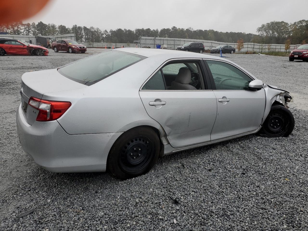 VIN 4T1BF1FK6DU242842 2013 TOYOTA CAMRY no.3