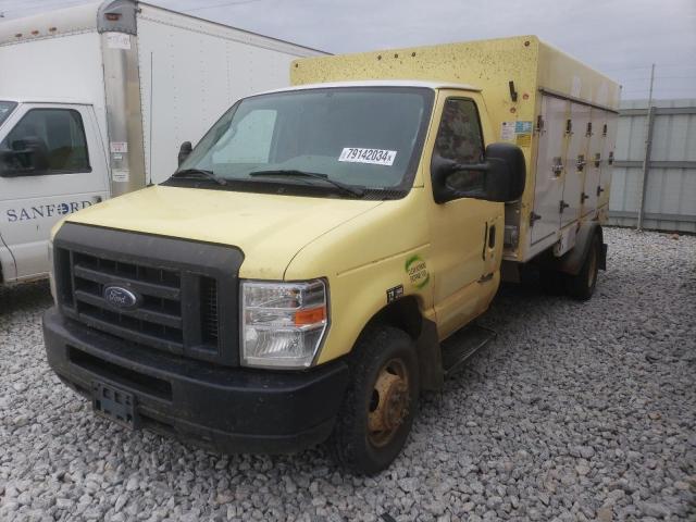 2017 Ford Econoline E450 Super Duty Cutaway Van