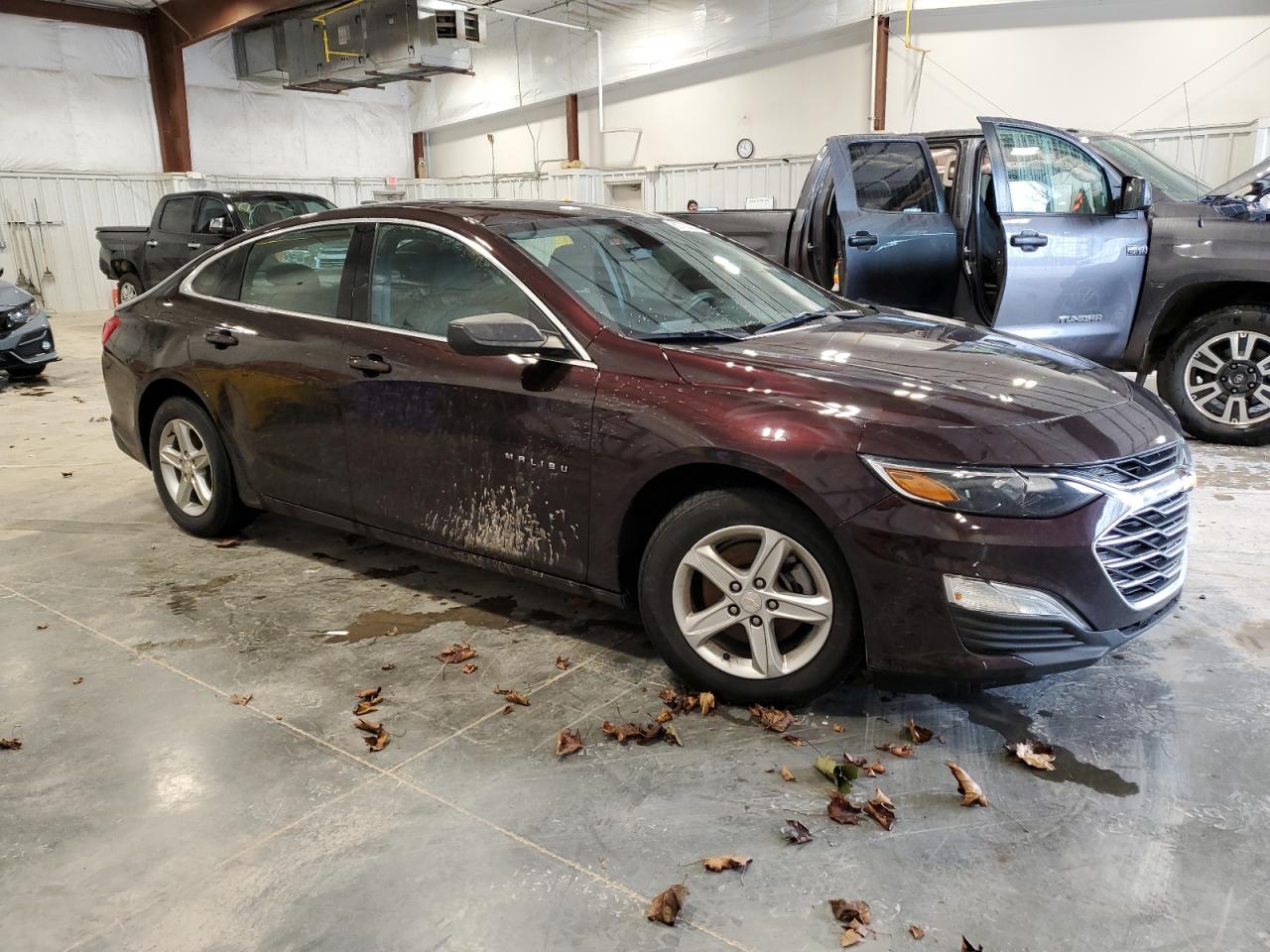 2021 Chevrolet Malibu - Image 4