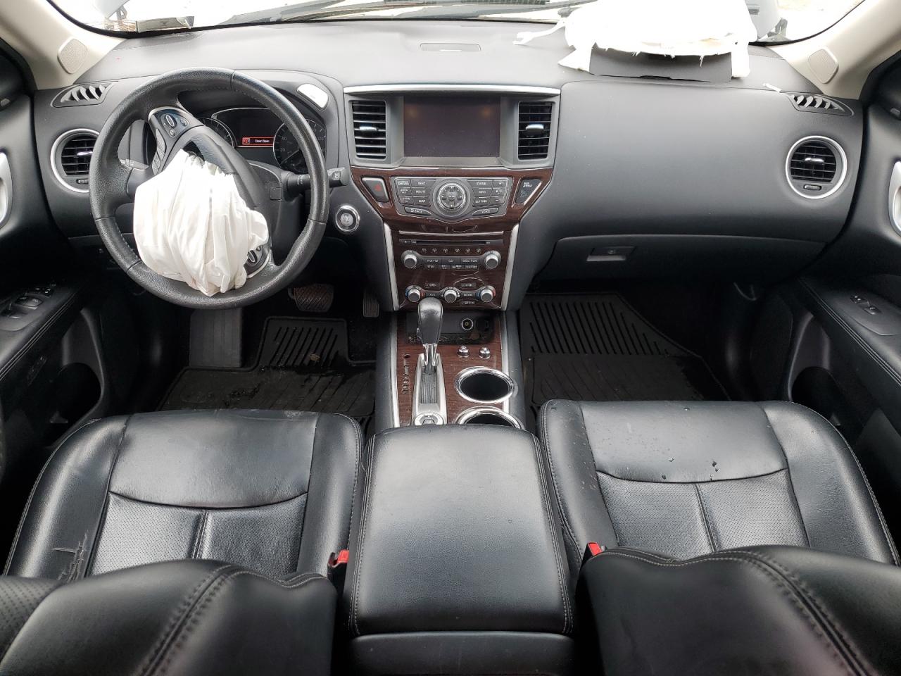 2016 Nissan Pathfinder - Image 8