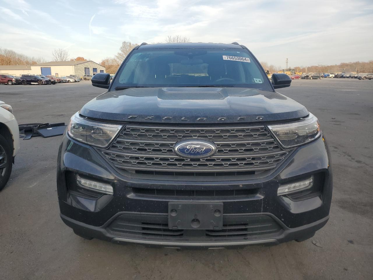 2023 Ford Explorer - Image 5