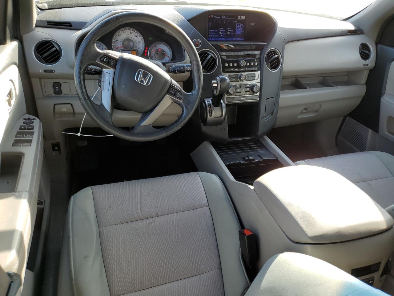 2014 Honda Pilot - Image 8