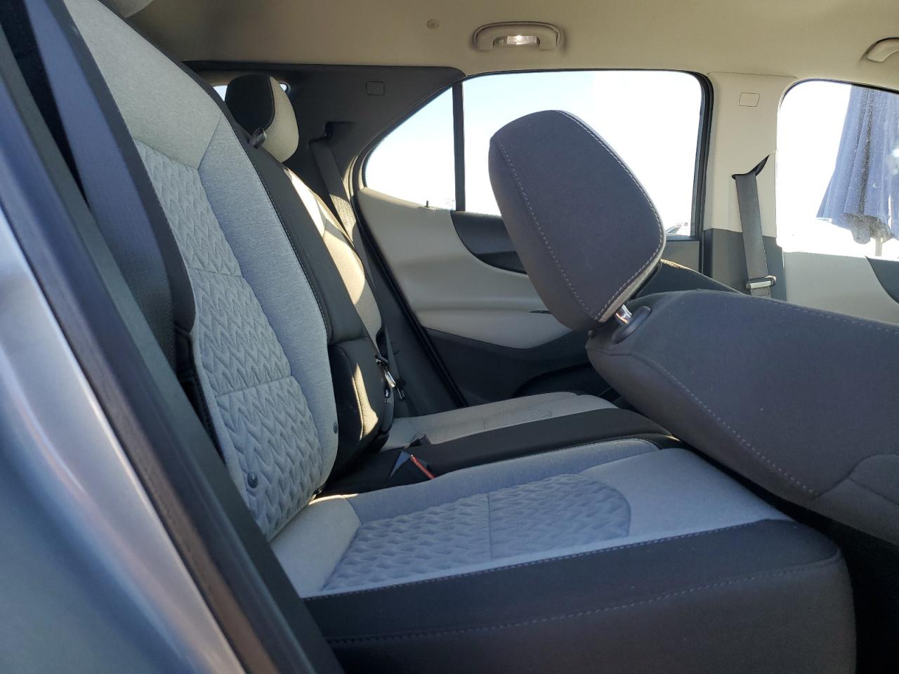 2023 Chevrolet Equinox - Image 11