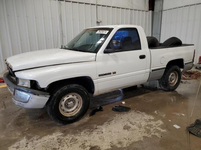 2001 Dodge Ram 1500  de vânzare în Franklin, WI - Front End