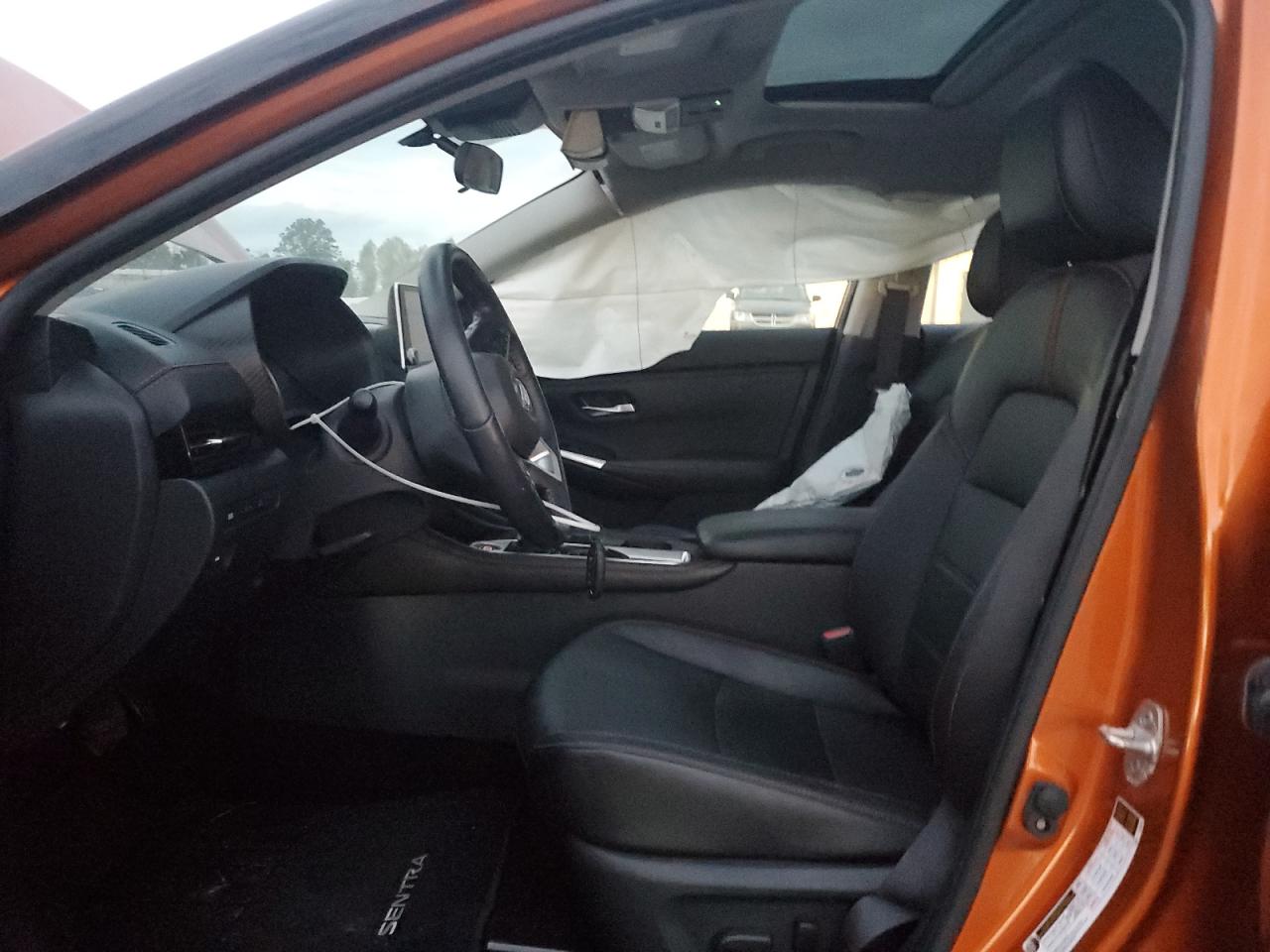 2022 Nissan Sentra - Image 7