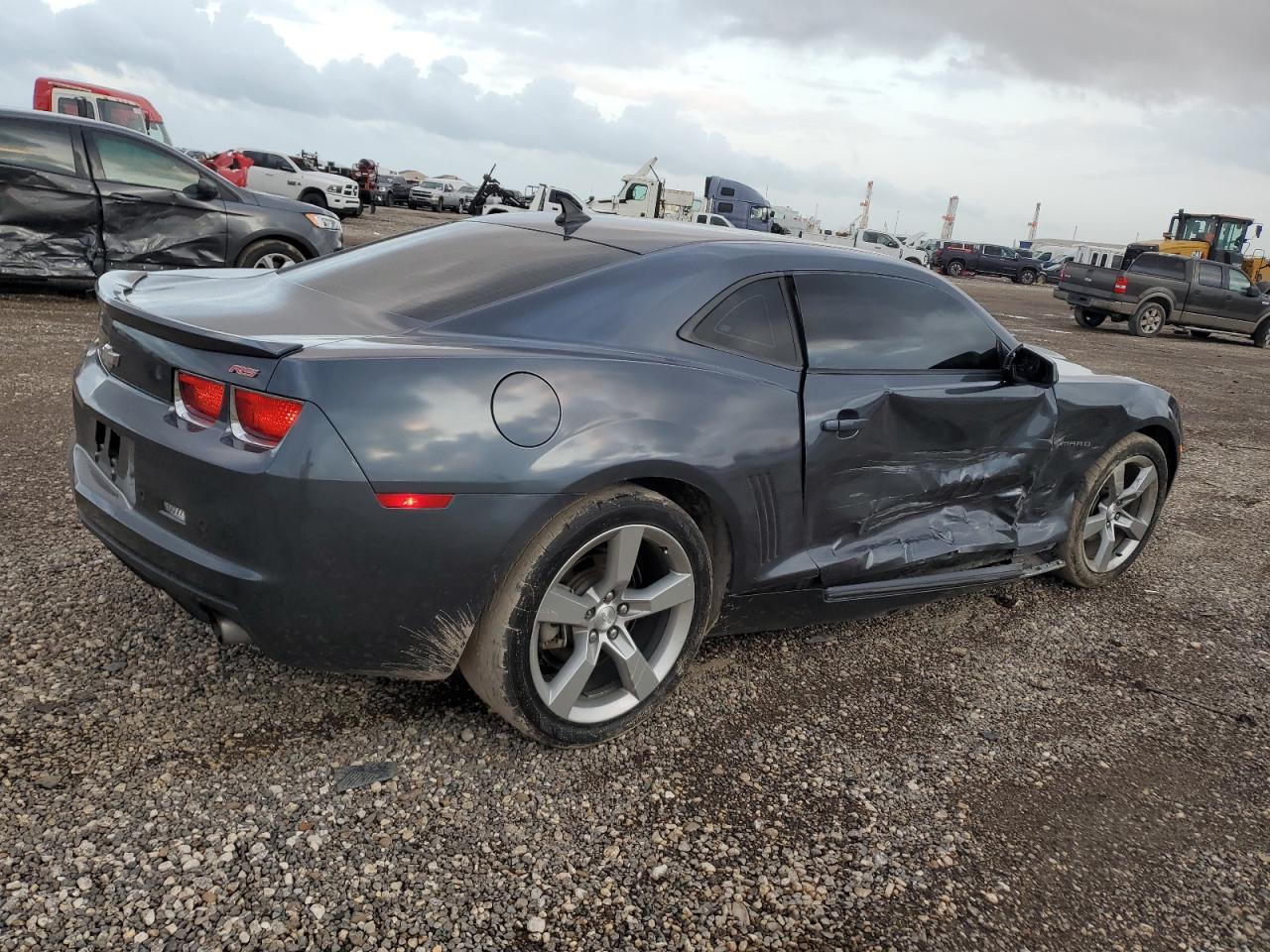 2011 Chevrolet Camaro - Image 3