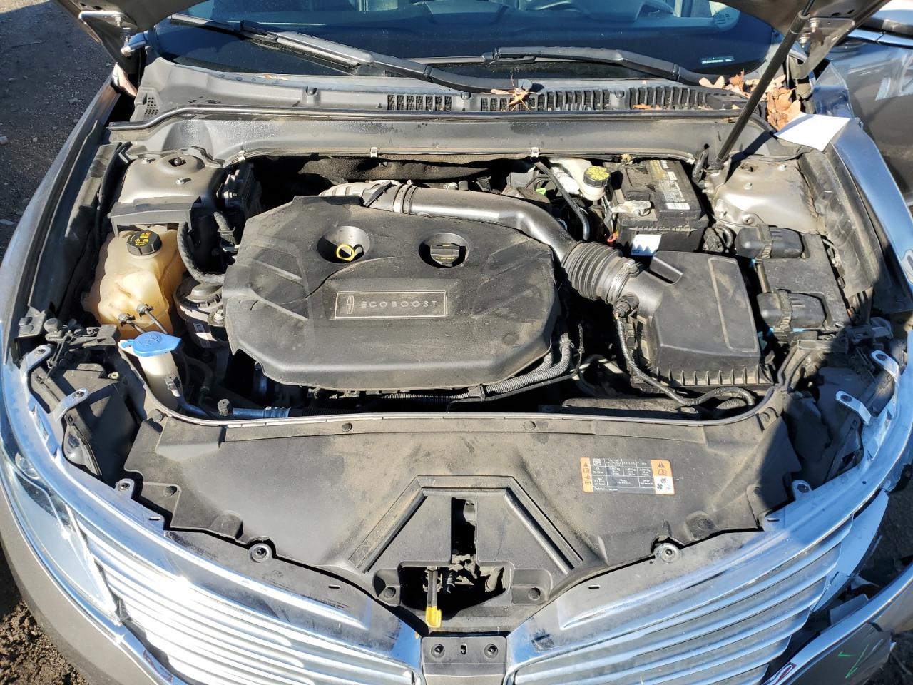 2016 Lincoln MKZ - Image 11