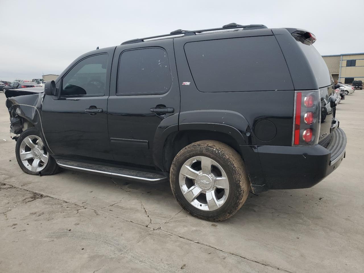 2009 Chevrolet Tahoe - Image 2
