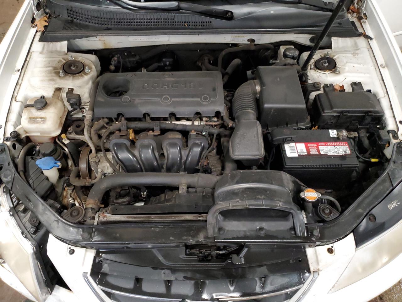 2009 Hyundai Sonata - Image 11