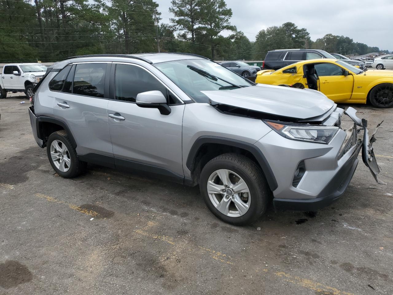 2021 Toyota RAV 4 - Image 4