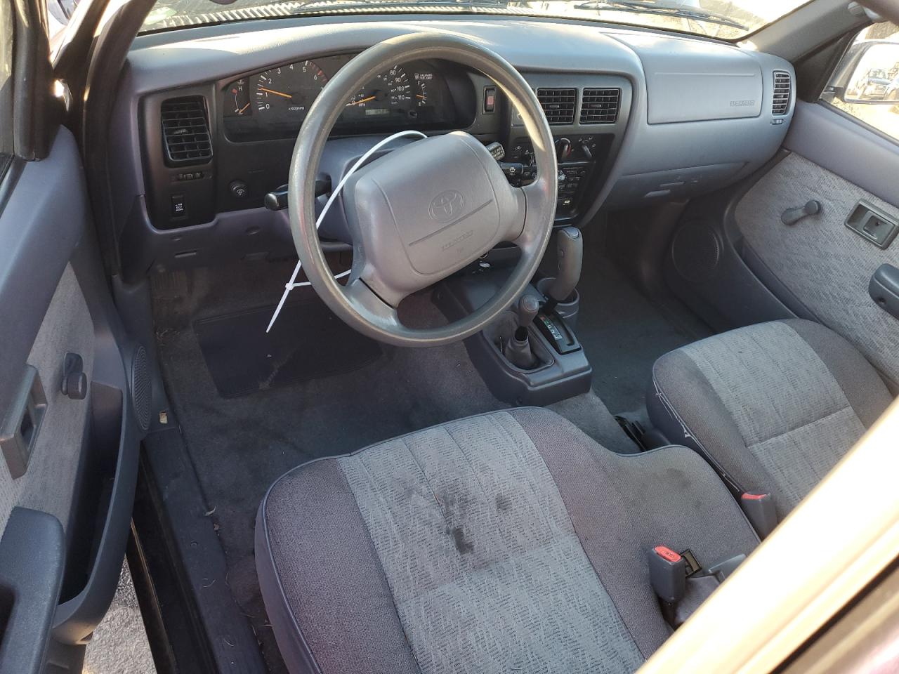 1999 Toyota Tacoma - Image 8