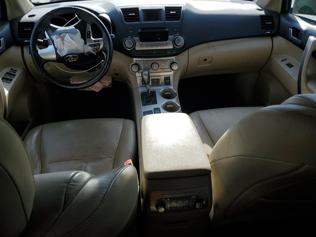 2012 Toyota Highlander - Image 8