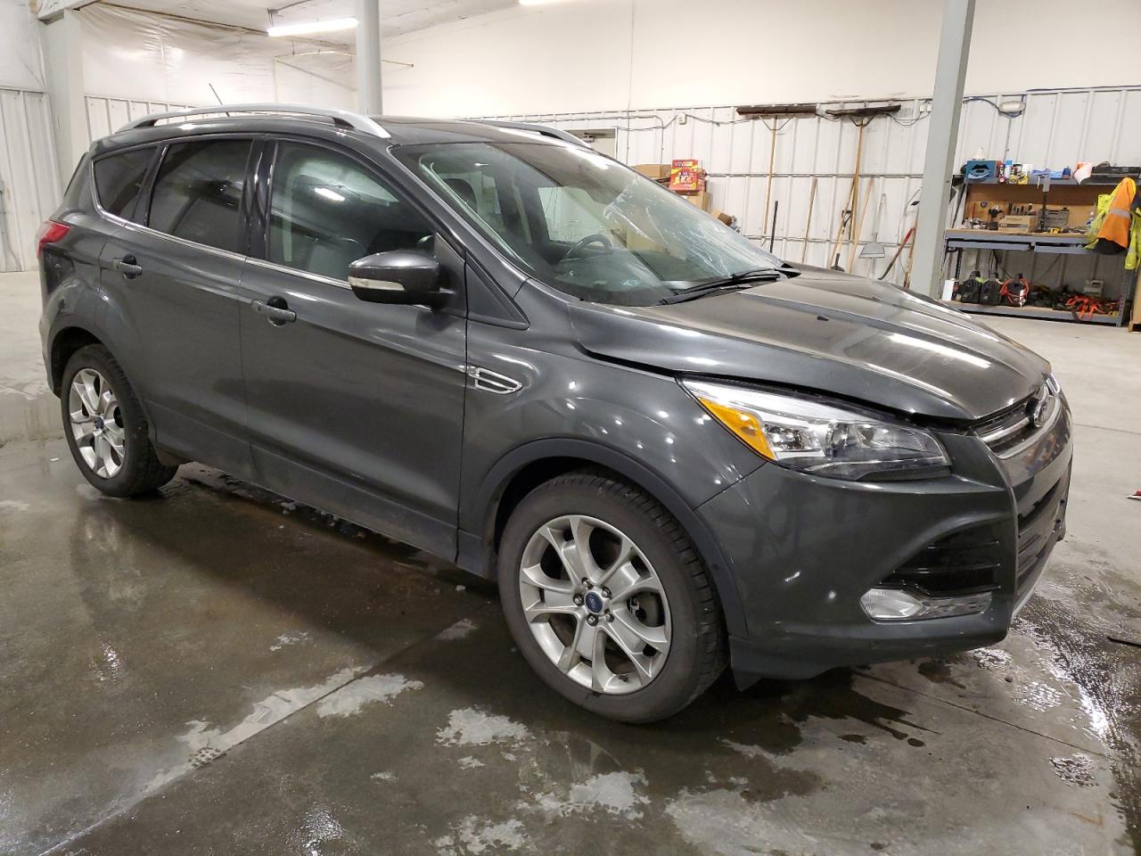 VIN 1FMCU9J96GUB47716 2016 FORD ESCAPE no.4