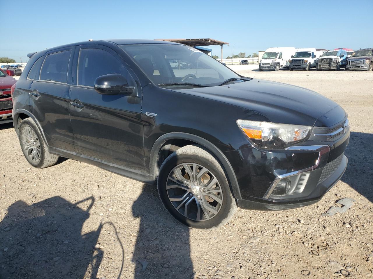 2018 Mitsubishi Outlander - Image 4