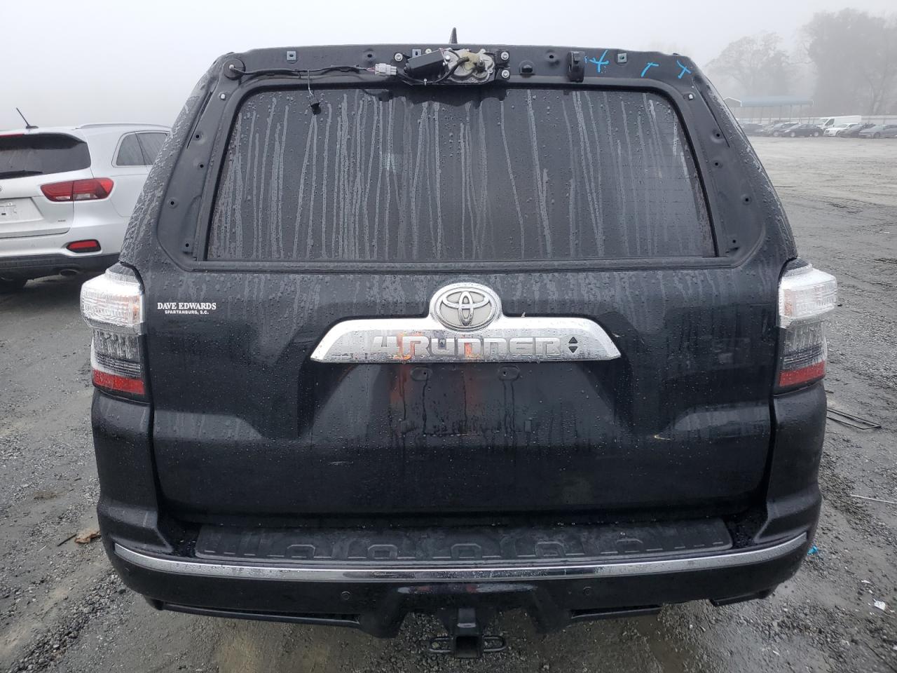 2019 Toyota 4Runner - Image 6