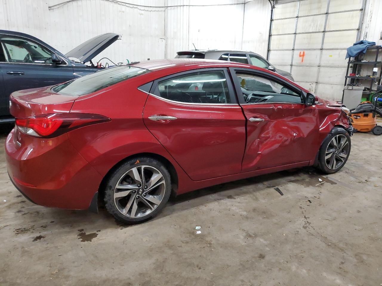 2015 Hyundai Elantra - Image 3