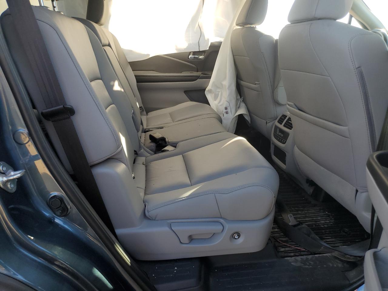 2021 Honda Pilot - Image 11