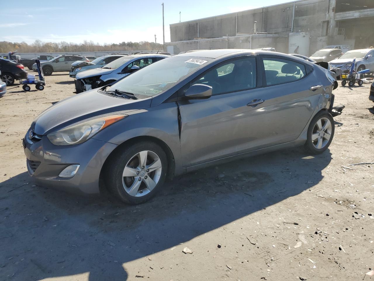 2013 HYUNDAI ELANTRA