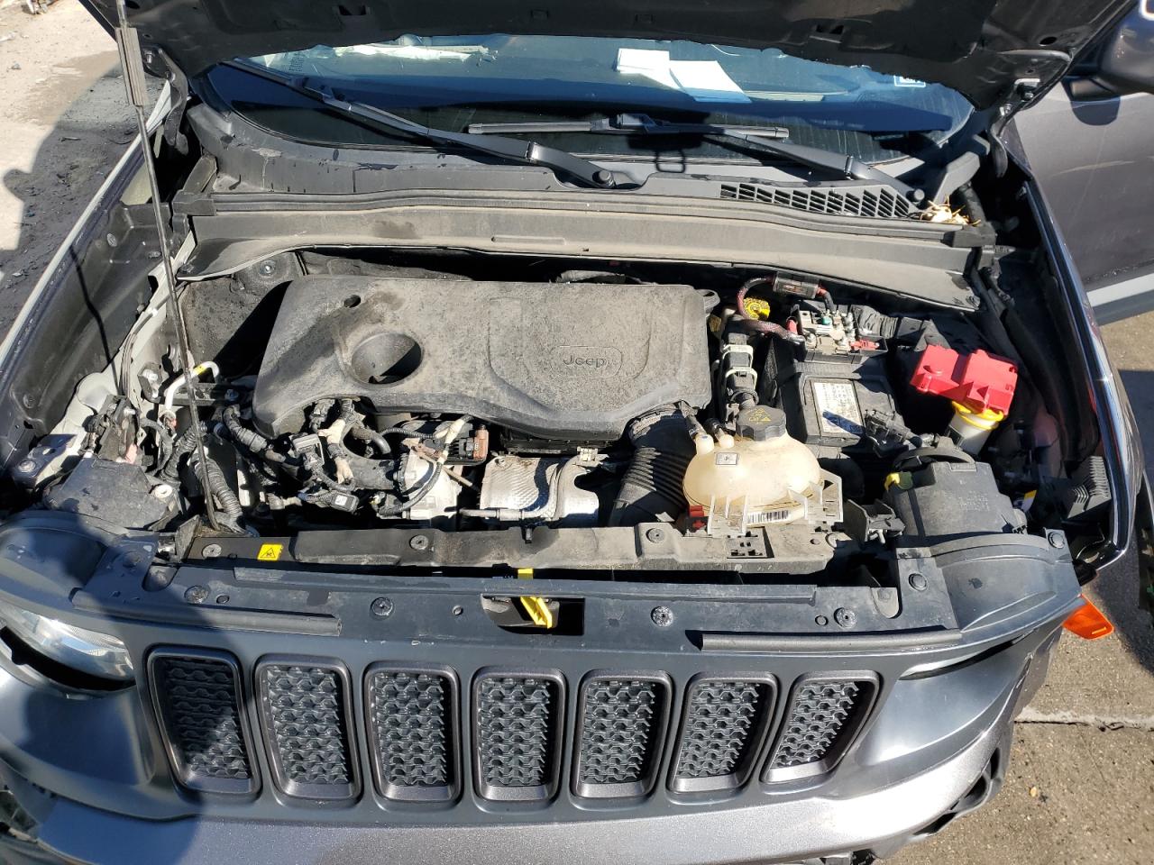2019 Jeep Renegade - Image 12