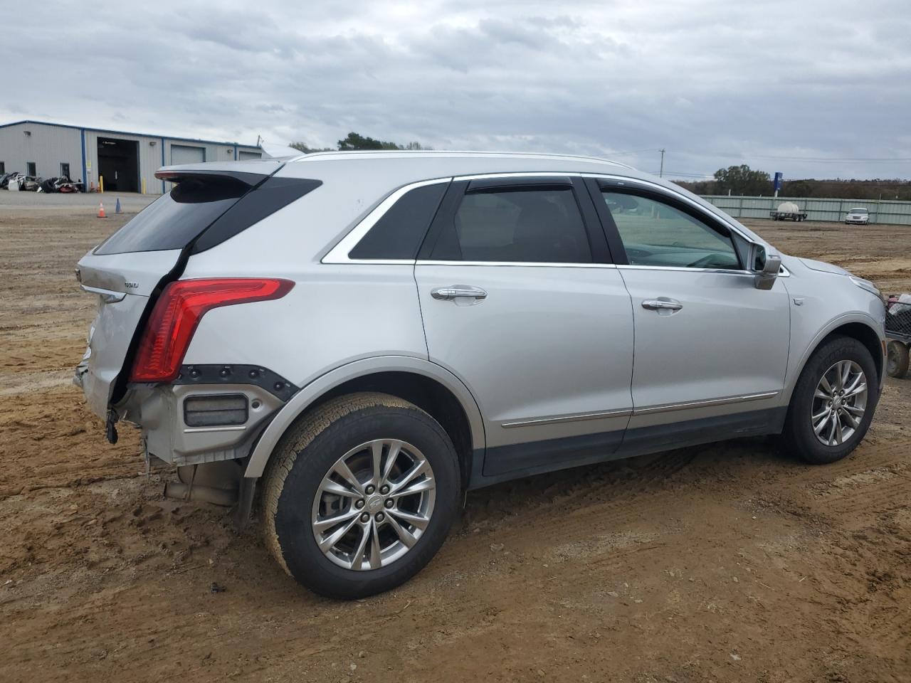 2020 Cadillac XT5 - Image 3