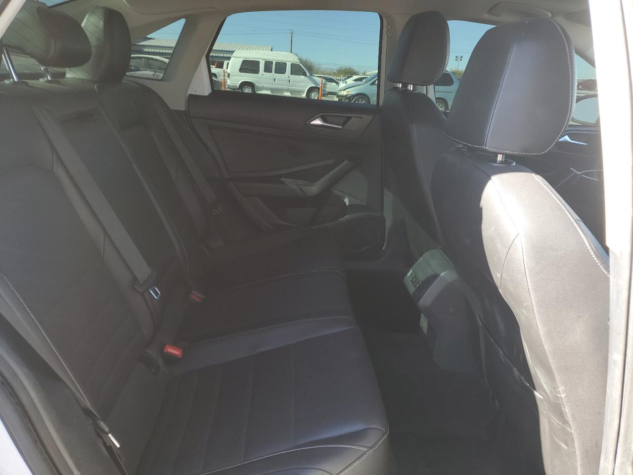 2021 Volkswagen Jetta - Image 10