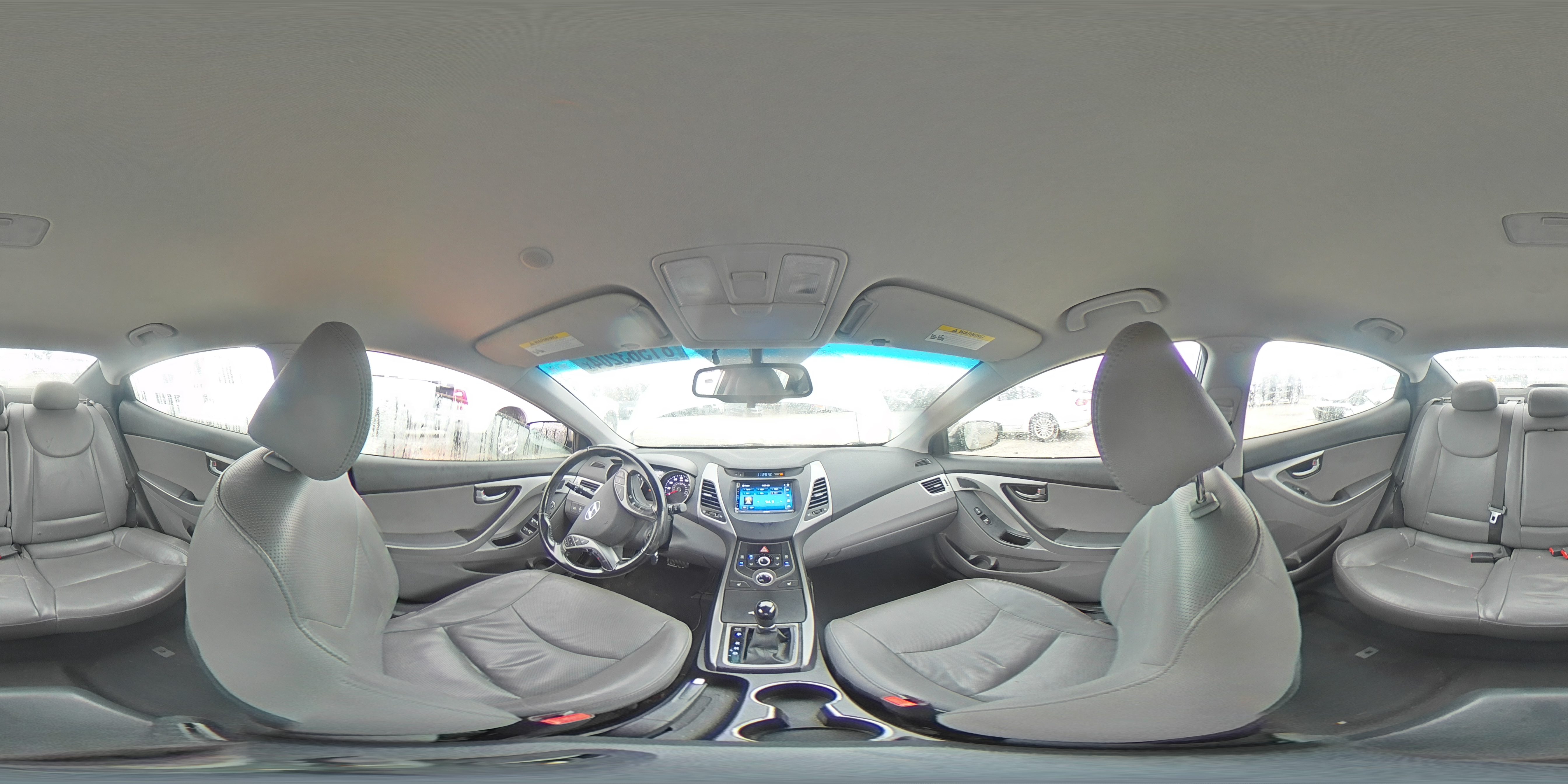 2015 Hyundai Elantra - Image 13
